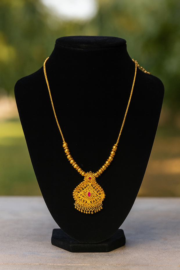 Pendant Necklace with Small Balls - PNE - 1114